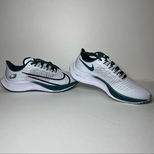 NEW Nike Air Zoom Pegasus 37 Eagles Men Size 9